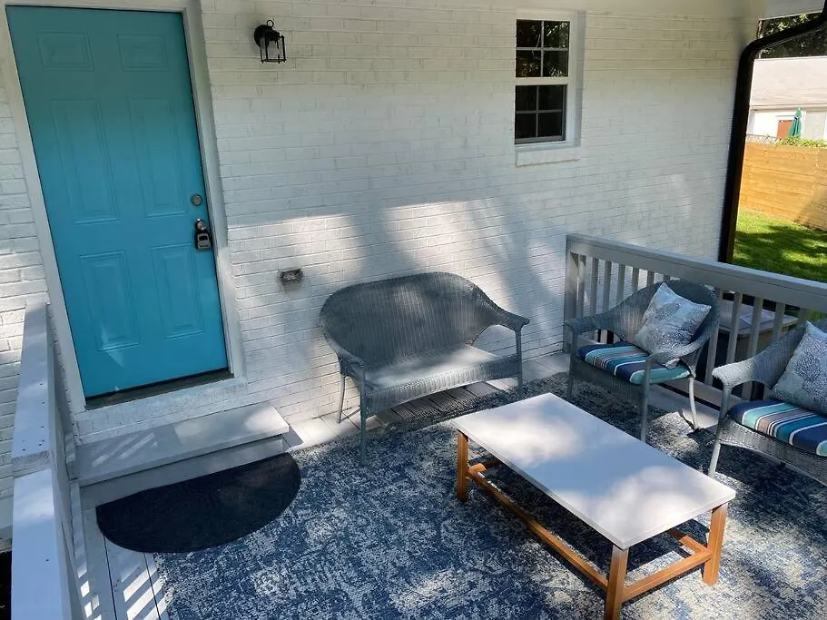 Dom wakacyjny Modern Home Near Uptown Clt, Airport And More Charlotte